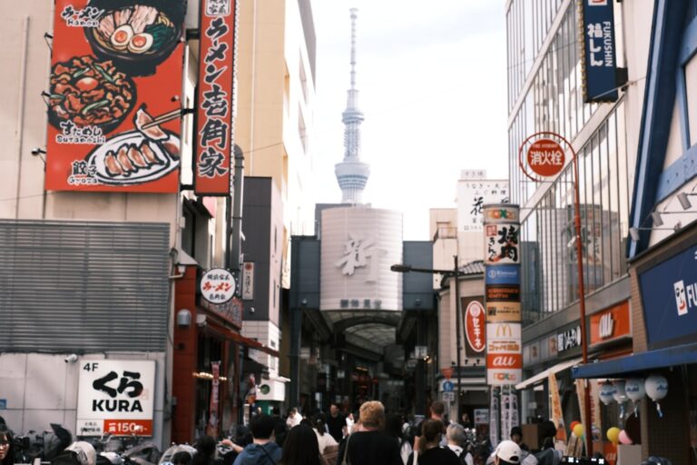 StrayLuxe’s Guide to Foodie Adventures Around the Globe